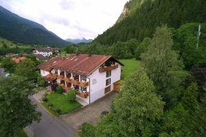 Appartement-Hotel Happy Kienberg, Пфронтен