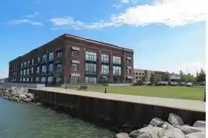 Poolside Condo Downtown Sandusky, Сандаскай