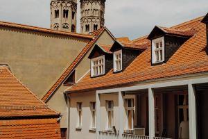 Domfreyheit No. 7 - Exclusive Vacation Apartment in Naumburg, Наумбург