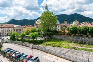Autumn Apartment by Wonderful Italy, Комо