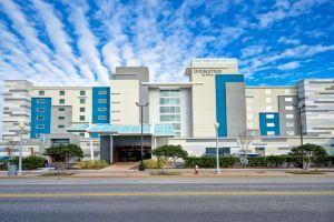 DoubleTree by Hilton Virginia Beach Oceanfront South, Вирджиния Бич