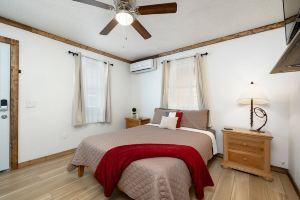 A3 Wally's downtown by The Landing & Convention, Брэнсон