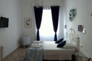 Clelia's Boutique Rooms & Suites, Ла-Маддалена
