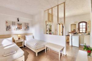 Mila Malia Studios Hotel, Малия