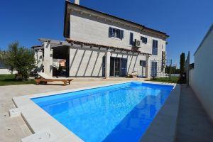 Villa Mala Murter, Betina