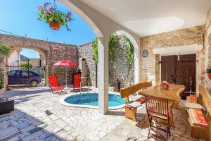 Apartment in Medulin Near Sandy Beaches, Медулин