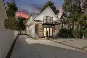 Downtown Charleston - Walk Everywhere! 4BR/4BA, Чарлстон