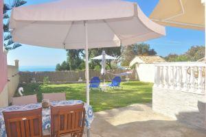 Holiday Beach House Ritsa am Agios Gordios, Corfu, Агиос Гордиос