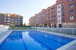 Apartamento El Parque Terraza Con Vistas montaña Entorno Tranquilo Ideal Mascotas, Логроньо
