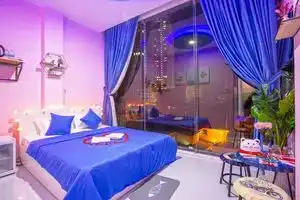 Seaside House Homestay - Hostel, Нячанг