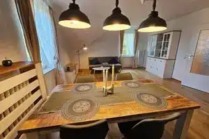Gemütliche und neu Eingerichtete Dachgeschosswohnung in Bad Wilhelmshöhe, Кассель