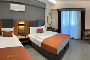 Roi Hotel Izmir, Измир