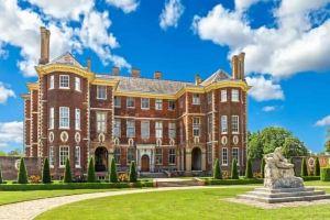 The Isabella Studio by Richmond Park, Лондон