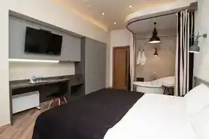 Komilfo Hotel, Кишинев