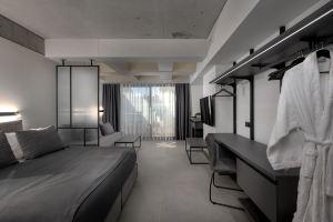 Essence Suites, Родос