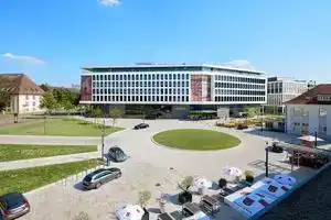 v8 Hotel Classic Motorworld Region Stuttgart, Бёблинген