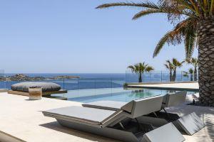 Villa Channel II in Psarou Mykonos, Платис-Ялос