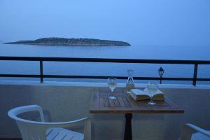 Nine Muses, Агиос Николаос