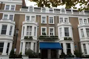Oxford Hotel, Лондон