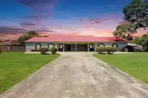 Custom Built home in Lake Charles, Лейк-Чарльз