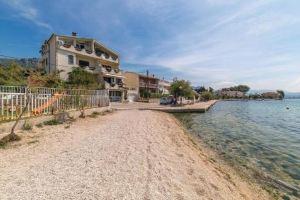 Two-Bedroom Apartment Kastel Kambelovac with Sea View 02, Kaštel Kambelovac