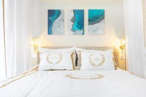 Luxury 4 by OTOTO, Салоники