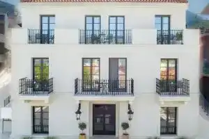 Argostoli Essence Suites, Аргостолион
