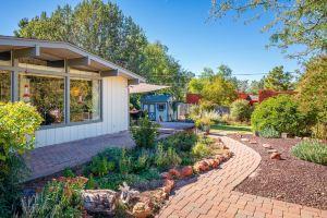Love Garden [Spiritual Retreat], Седона