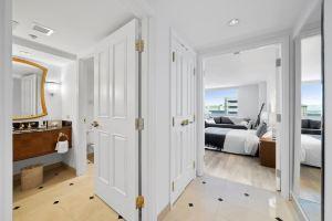 Huge 2Br 3BA Ocean Front Condo by CozySuites, Атлантик-Сити