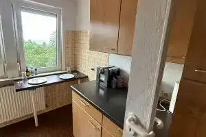 Fitters' apartment for 5 people in Stuttgart, quiet location, central, parking spaces, Штутгарт