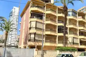 Cala Benidorm, Бенидорм