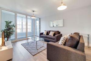 Roomspace Apartments - Brewers Lane, Лондон
