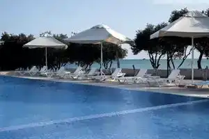 Xazri Villas 4-bedroom villa in brilliant Baku with AC, WiFi. Enjoy your stay, Баку