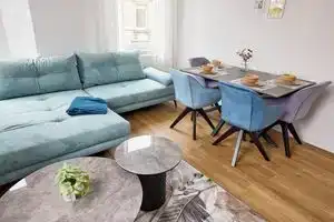 Design apartment with king-size beds & balcony, Пфорцхайм