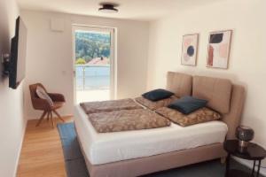 Exclusive Penthouse with Rooftop Jacuzzi, Huge Roof Terrace & Mountain Views, Вальдкирхен