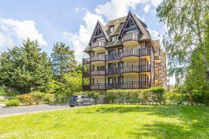 Cosy apt with parking & balcony - 4P - Deauville, Довиль