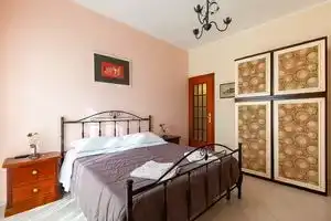 Blundo Family Apartment by Wonderful Italy, Неаполь