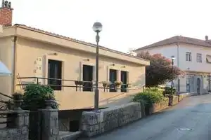 City & Sea Escape – A Perfect Stay in Herceg Novi, Херцег-Нови