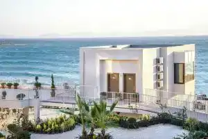 Ladies beach Suite Hotel, Кушадасы