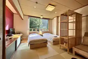 Tsukie No Fune, Кобе