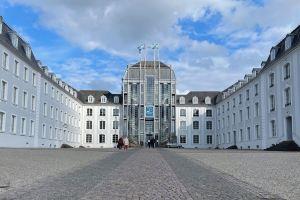 Wohnen mit Stil und Flair am Schloss - Ruhig und Doch Zentral, Саарбрюккен