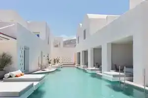 Viva Nove Suites, Камари
