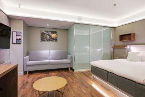 Comfort Hotel Xpress Helsinki Airport Terminal, Вантаа