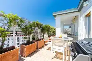 N'Attic a Vomero Penthouse Terrace by Napoliapartments, Неаполь