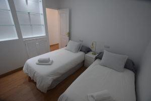 El Médano apartment, central and near the sea., Эль Медано