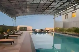 Pride Plaza Hotel, Kolkata