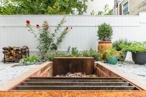 Modern European Home - Garden Patio w/ Firepit, Филадельфия