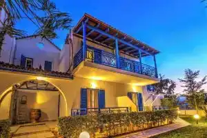 BBQ, Balcony, 42Mbps, King, Backyard, Full Kitchen-1, Ираклион