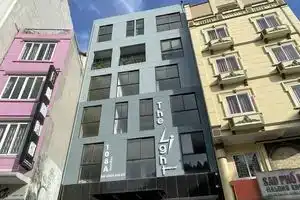 The Light Hotel, Халонг