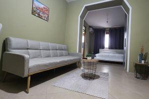 Studio/kuzhine e vecuar prane qendres, Тирана
